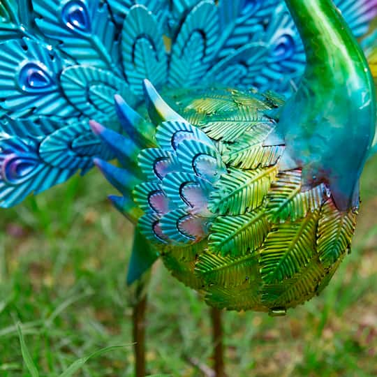 Glitzhome® 28.75" Metal Tail Spread Peacock Garden Statue with Stakes